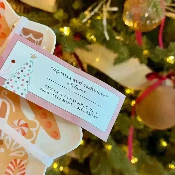 Cupcakes and Cashmere Gingerbread House Appetizer Plates Set of 4 Holiday - Picture 6 of 6